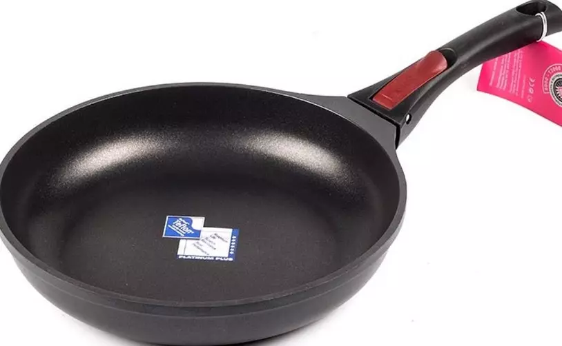 Frying pan pan: woking soya kwandon da ba stick stating da sauran models, sake nazarin abokin ciniki 10869_17
