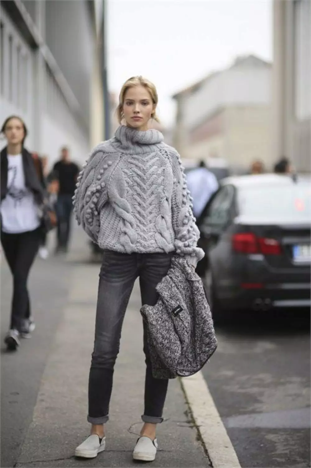 Jeans Lurus Wanita (45 Foto): Dengan mana dan bagaimana untuk memakai, panjang apa yang harus menjadi model langsung dari pinggul 1086_41