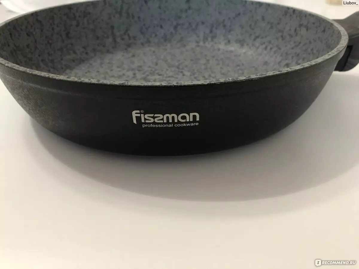 FISSMAN FRYING PAN: Beskrivelse af en grillet grill, støbejern stegepande og andre modeller. Anmeldelser 10876_9
