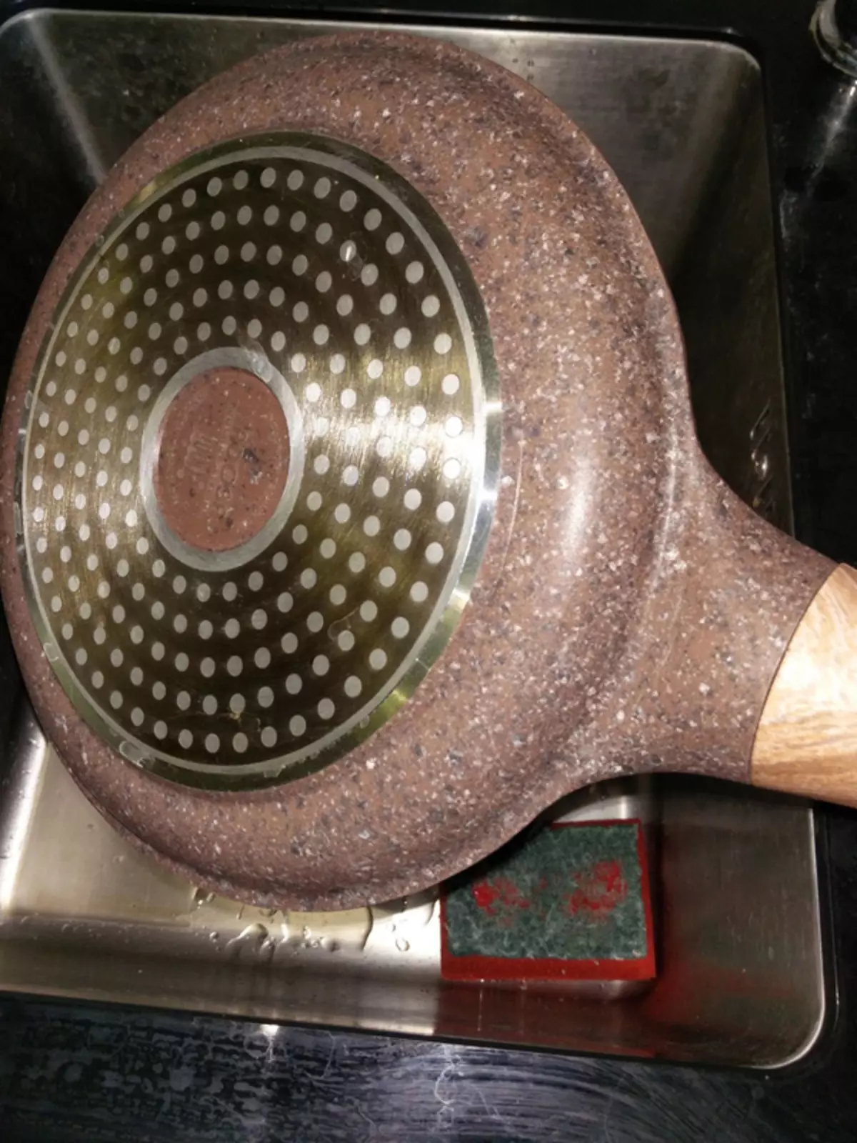 Nadoba Frying Pan: Pancake Frying Pan uye Grill Pani, Mineralia, Vilma Series nevamwe. Vatengi Ongororo 10891_20
