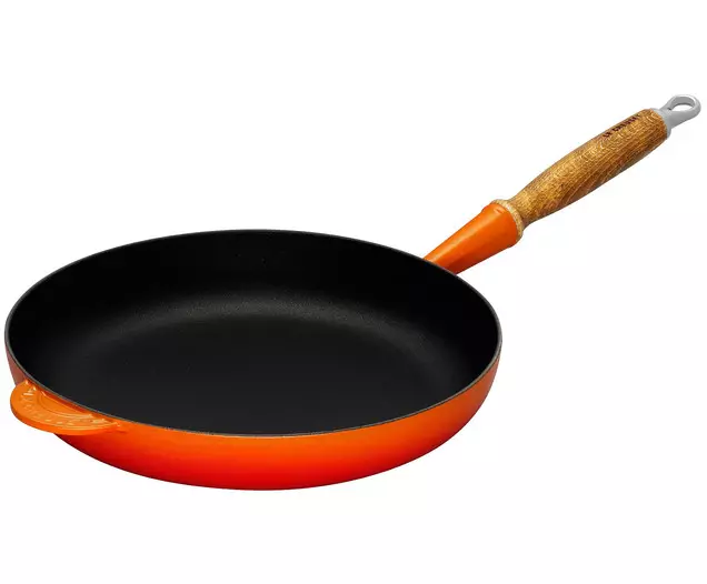 Teflon Frying Pan (24 foto): Pemulihan wajan lan mulihake. Apa bisa nggunakake piring sing rusak? Apa panci goreng? 10897_3