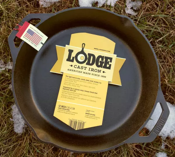 Lodge paistinpannu: Amerikkalainen valurauta Grill Pan, pannukakku paistinpannu ja muut mallit 10906_8