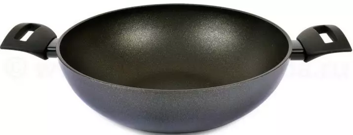 Wok (66 66 तस्बिर): यो के हो र यसको लागि के आवश्यक छ? यसमा खाना पकाउँदैछ? कसरी फ्राइंग प्यान छनौट गर्ने? समीक्षा 10908_35