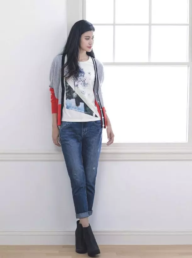 Lee Jeans (52 foto): Modelsdị ụmụ nwanyị, otu esi amata ọdịiche dị na mbụ 1091_49