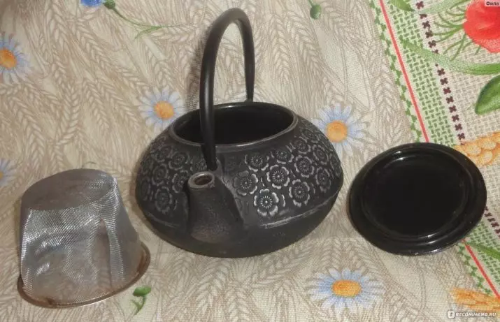 Casting Welding Welding Teapots: ວິທີການເລືອກ kettle ຈາກທາດເຫຼັກໂຍນສໍາລັບການຜະລິດເບຍ? ຂໍ້ດີແລະຂໍ້ເສຍປຽບ. ການທົບທວນຄືນ 10986_17