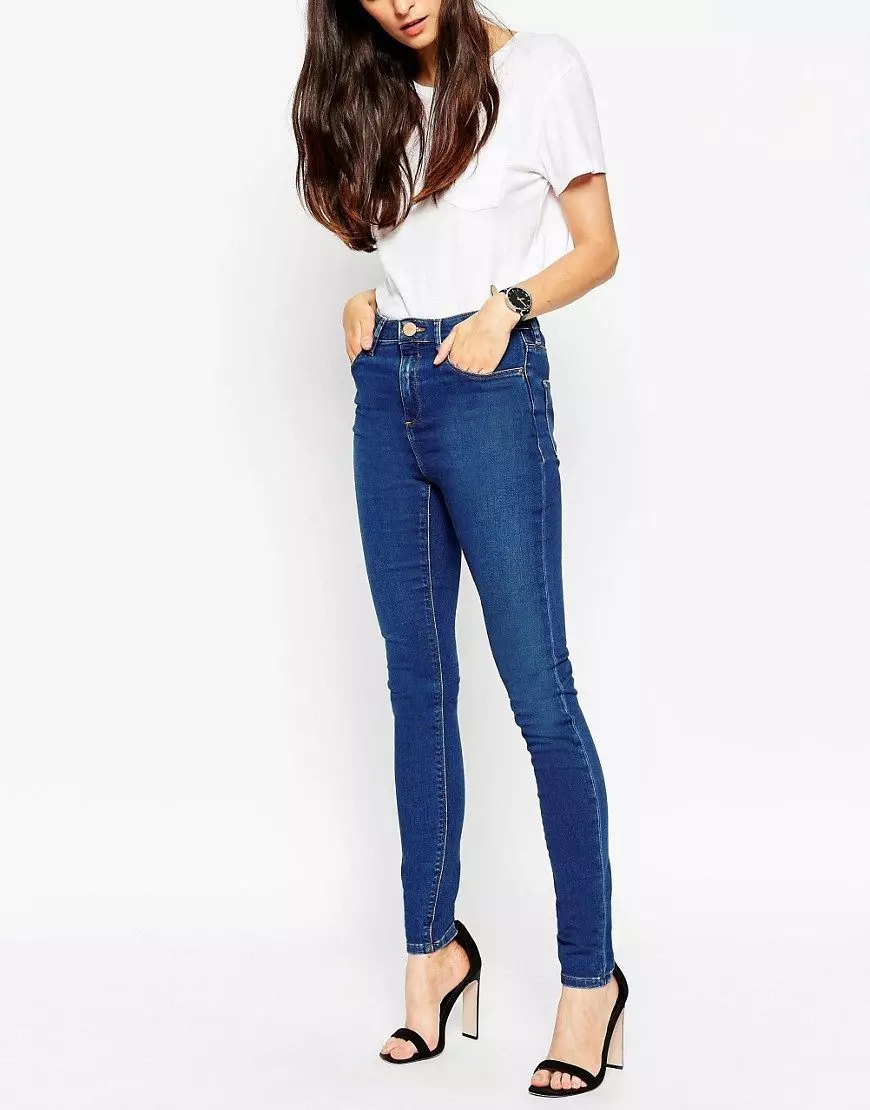 Jeans Skinny (75 ຮູບ): ມັນແມ່ນຫຍັງ, ແບບຂອງແມ່ຍິງ, ມີສິ່ງທີ່ໃສ່ເກີບ, ເກີບ, ສິ່ງທີ່ມີຄວາມແຕກຕ່າງຈາກຜິວຫນັງຈາກກະທັດຮັດ 1100_30
