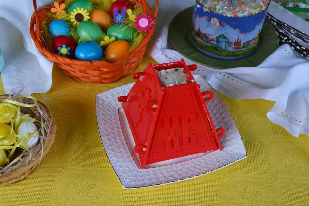 Wielkanocne kształty: formy drewniane i silikonowe do przygotowywania Easterów w cha domku 11015_2
