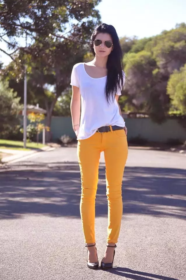 Quần jean nữ mùa hè (50 ảnh): Mặc quần jean vào mùa hè 2021, người mẫu là gì 1102_16