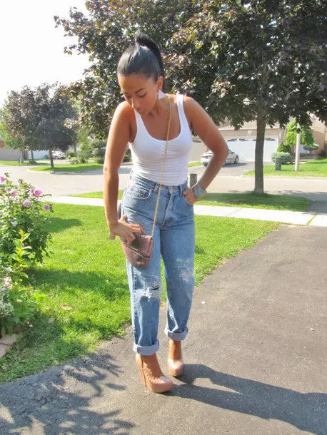 Jeans das mulheres de verão (50 fotos): O que usar jeans no verão 2021, modelos 1102_9