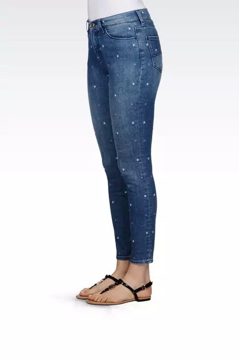 Armani Jeans (51 argazki): emakumezko ereduak, Armani jeans 1104_34