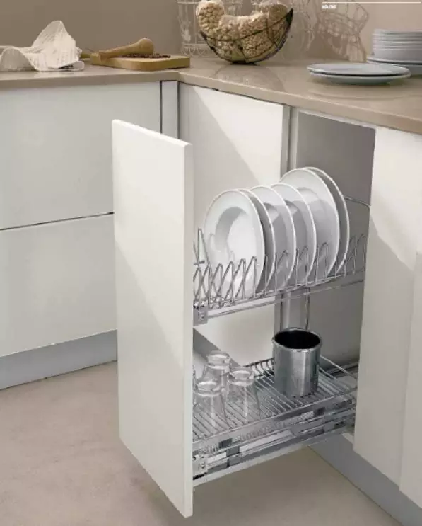 Kabinede bulaşıklar için kurutucu: Plakalar ve diğer modeller için dahili köşe mutfak kurutucuların tanımı 11057_16