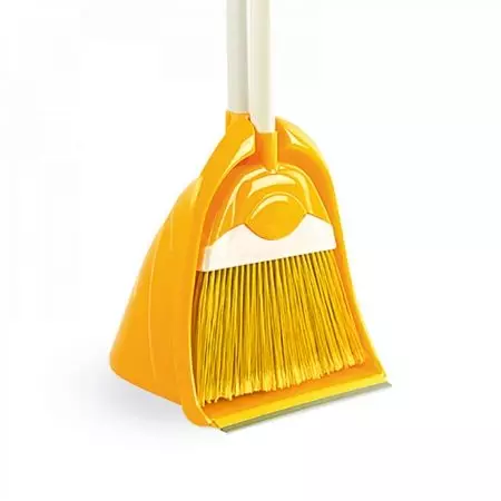 جھاڑو اور سکوپ (25 فوٹو): برش ایک طویل ہینڈل اور فرش سے ردی کی صفائی کے لئے ایک طویل ہینڈل اور دیگر کی صفائی کے لئے ایک سکپ کے ساتھ سیٹ کرتا ہے 11073_3