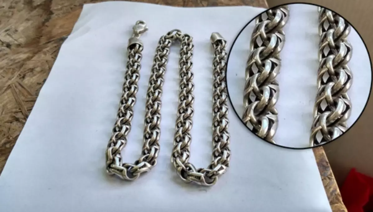Com netejar la cadena de plata? 73 Foto que blanquejant una cadena ennegrida a casa, com estalviar plata de vinagre negre i d'òxid i peròxid 11103_45