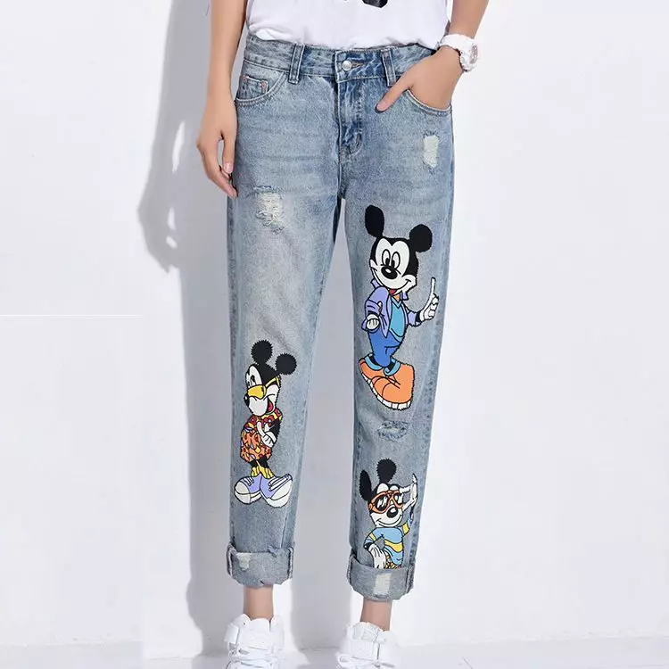 Jeans met gaten: 120 foto's van vrouwelijke lekkende jeans, waarmee het dragen 1111_64