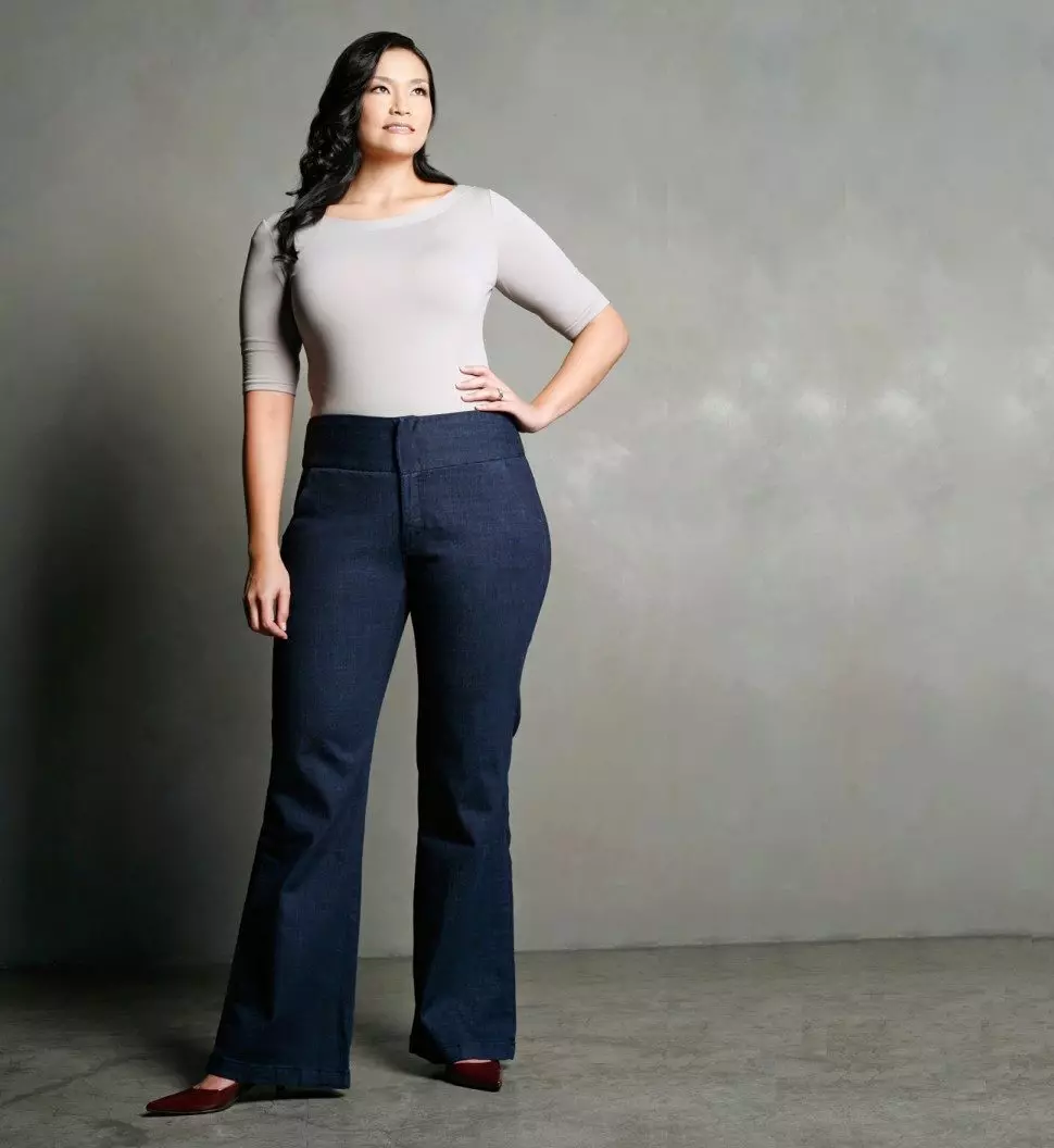 Seluar jeans untuk tarian penuh dan perempuan (64 gambar): meregangkan, untuk pinggul penuh, trend fesyen saiz besar 1113_15