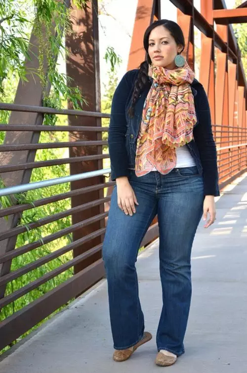 Seluar jeans untuk tarian penuh dan perempuan (64 gambar): meregangkan, untuk pinggul penuh, trend fesyen saiz besar 1113_17