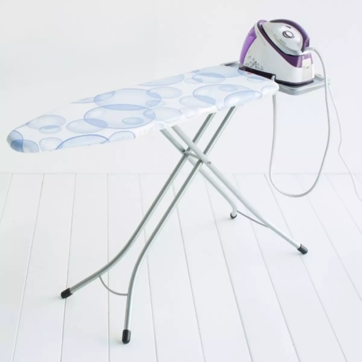 Rating ng pinakamahusay na ironing boards: Anong board para sa bahay ang pinakamahusay na kalidad? Mga Review 11171_35