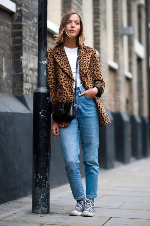 Ženske Jeans-American (36 fotografij): Kaj nosijo, modni trendi 2021 1119_4