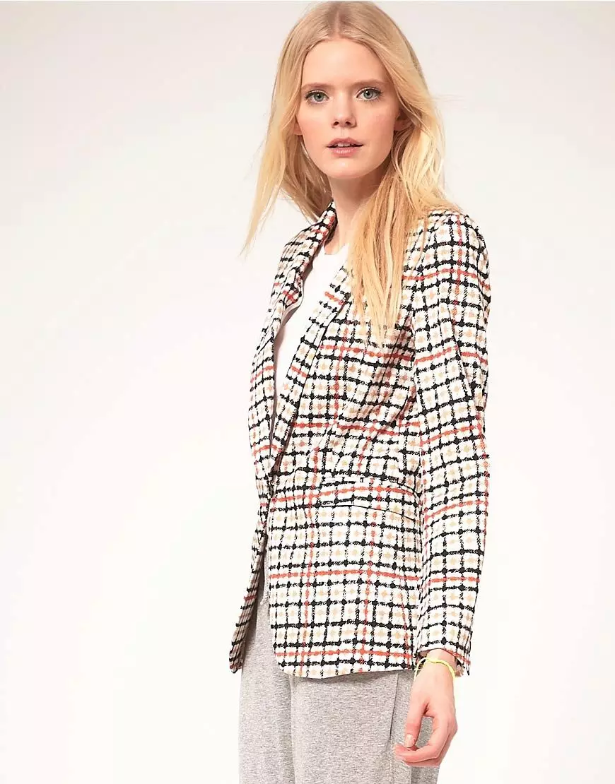 Checkered Jassen (50 foto's): Wat om in froulike jas te dragen yn in koai 1139_15
