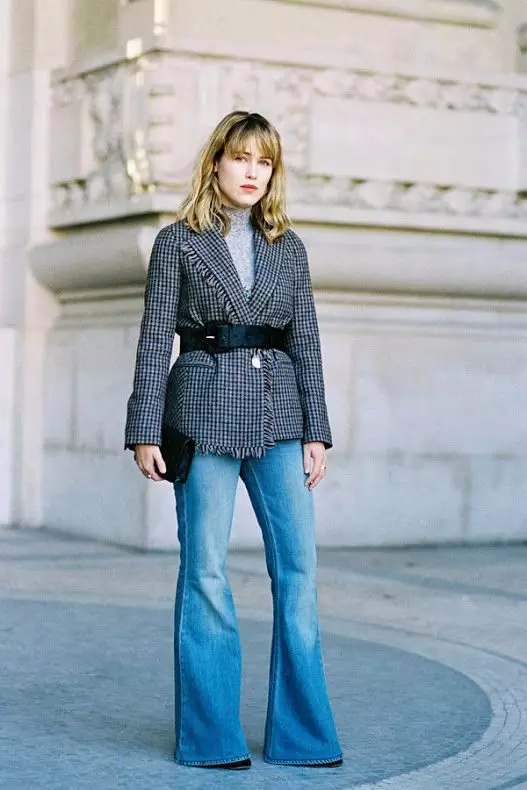 Xhaketë me xhinse (92 foto): xhaketa të modës dhe elegant për xhinse, si të veshin, harqet 1147_27