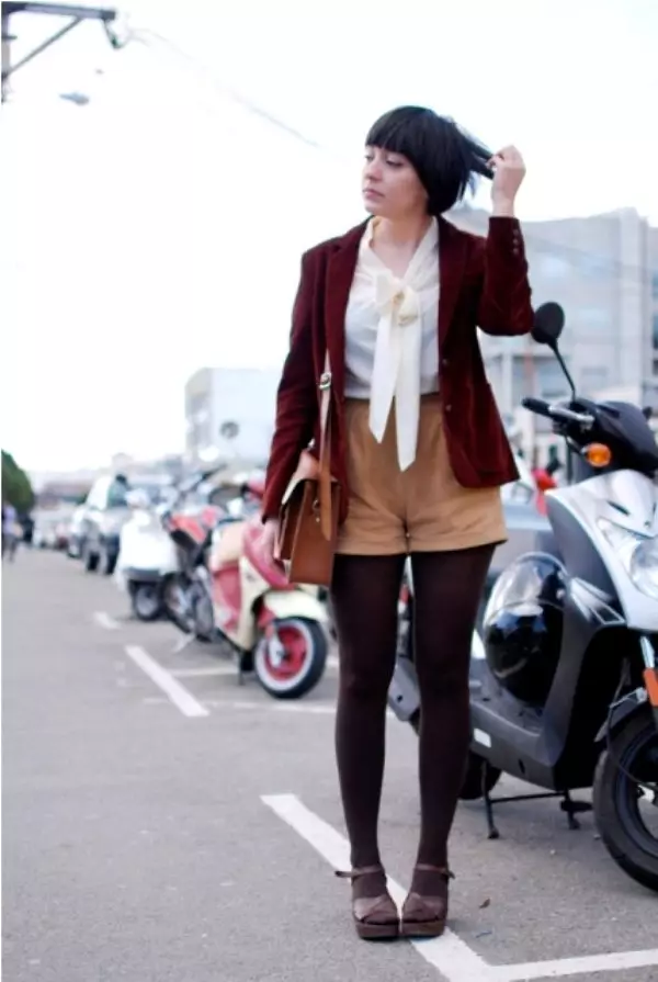 Burgundy Jacket (34 photos): Seo u lokelang ho se apara 1151_33