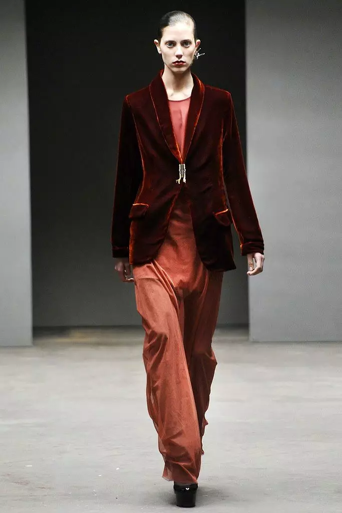 Burgundy Jacket (34 photos): Seo u lokelang ho se apara 1151_7