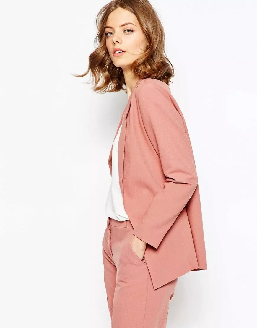 Pink Jacket (70 fotografija): Što nositi i kombinirati žene, nježno ružičaste 1163_10