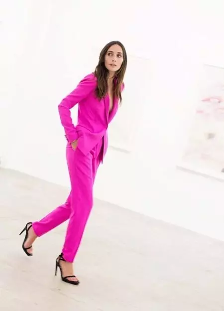 Giacca rosa (70 foto): cosa indossare e combinare le donne, delicatamente rosa 1163_20