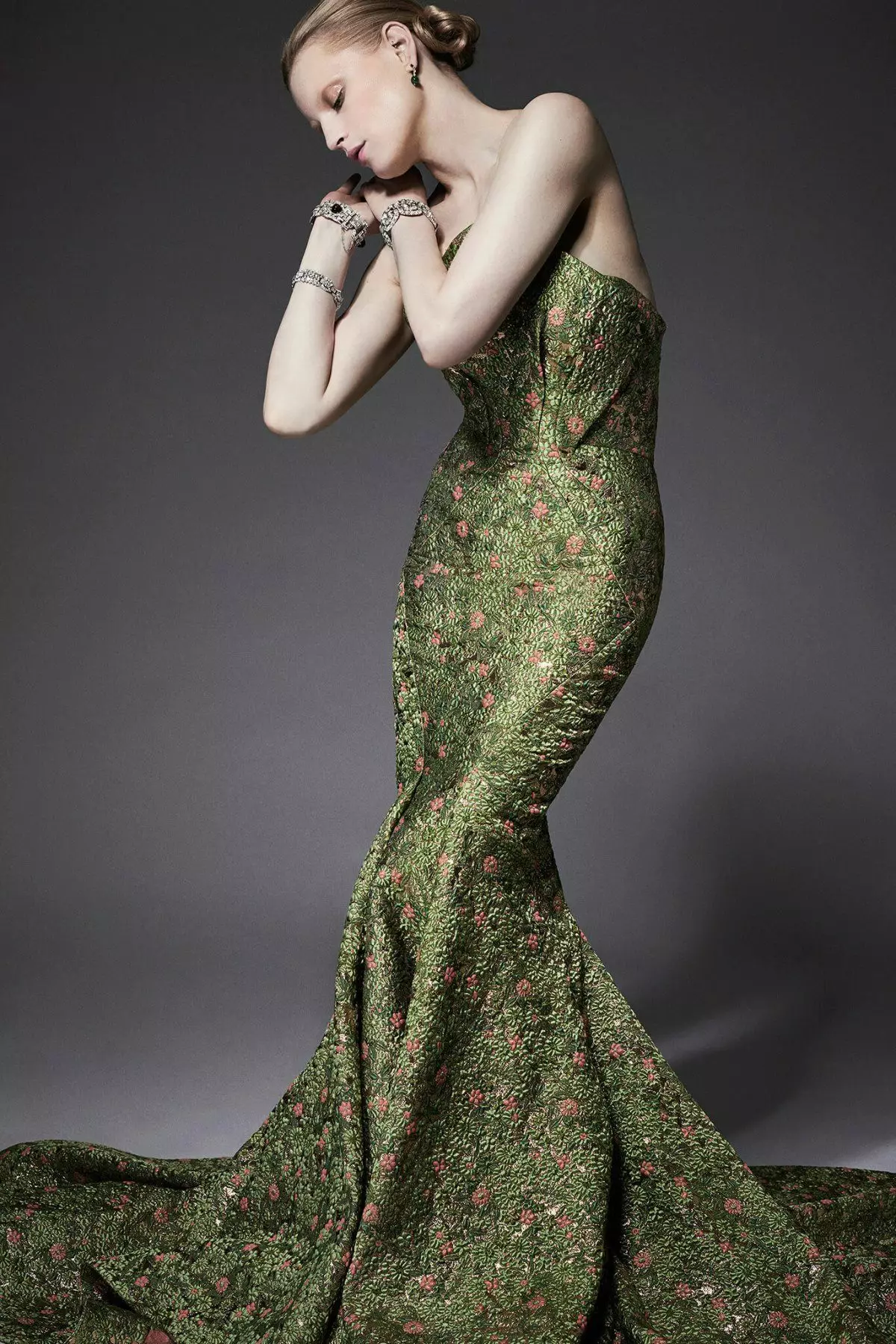 Jacquard haljine (88 fotografija): Marke i modeli jacquard haljine, za punu, ljeto i maticu 1178_24