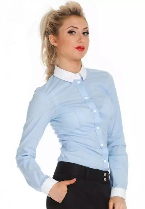 Chemise bleue pour femmes (112 photos): quoi porter et combiner une chemise bleue, bleu clair, pois, images à la mode 1217_13
