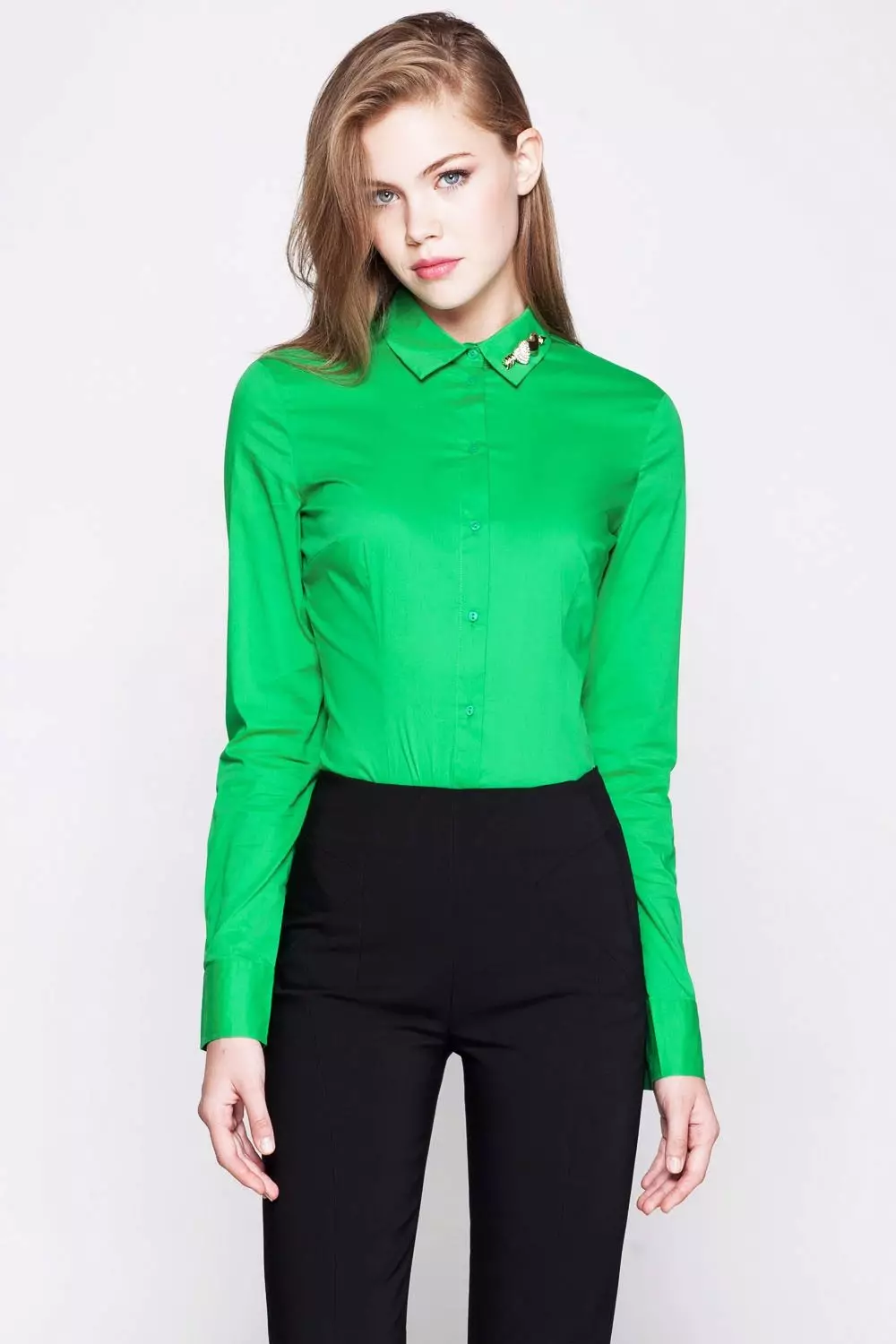 Camisas verdes (51 fotos): que está a levar, os modelos verdes verdes e verdes escuros 1232_24