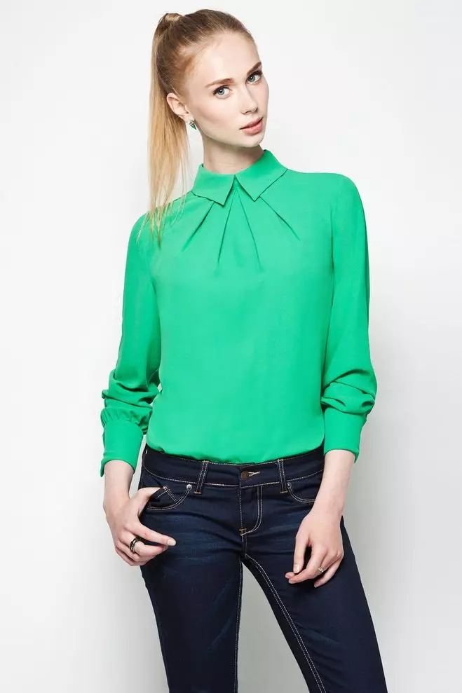 camises verdes (51 fotos): El que es porta, verd fosc i lleugers models verds 1232_29