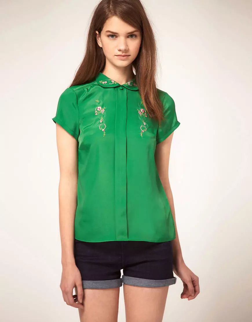 camises verdes (51 fotos): El que es porta, verd fosc i lleugers models verds 1232_3