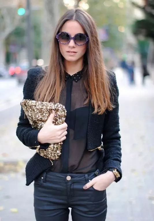 黑色衬衫（55张照片）：穿女人衬衫，无袖，丝绸和雪纺，时尚弓 1237_36