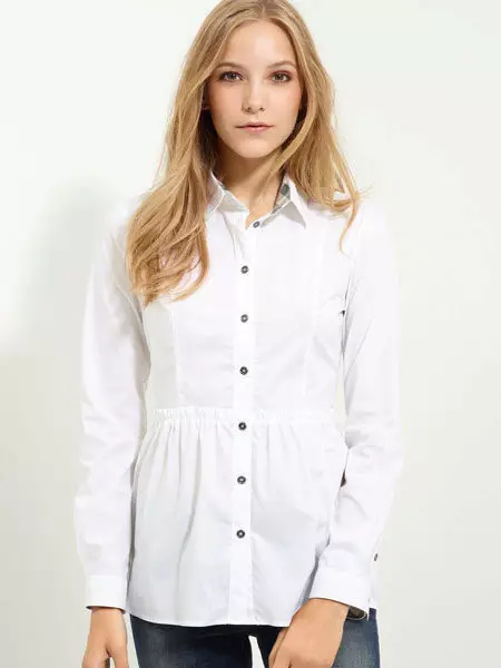 Bílá košile (79 fotografií): Dámská móda, jako motýl s bílou ženské košile, modely s límcem i bez, s tím, co na sobě 1246_36