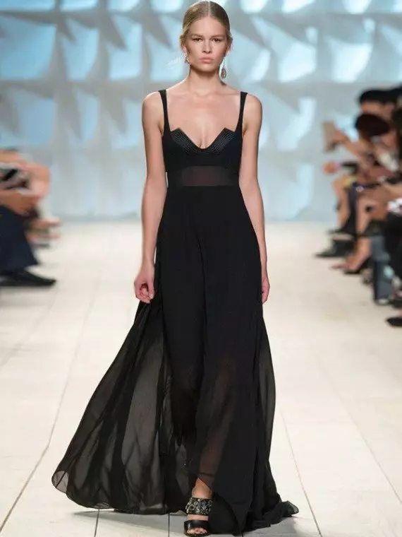 Черно Sarafan (111 снимки): Какво да се носят лятна рокля, офис, вечер, лятна рокля рокля, с каишка 1261_20