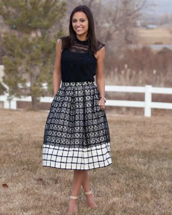 Skirt dengan lipatan balas (37 foto): Apa yang perlu dipakai dan bagaimana untuk menjahit, corak 1297_8