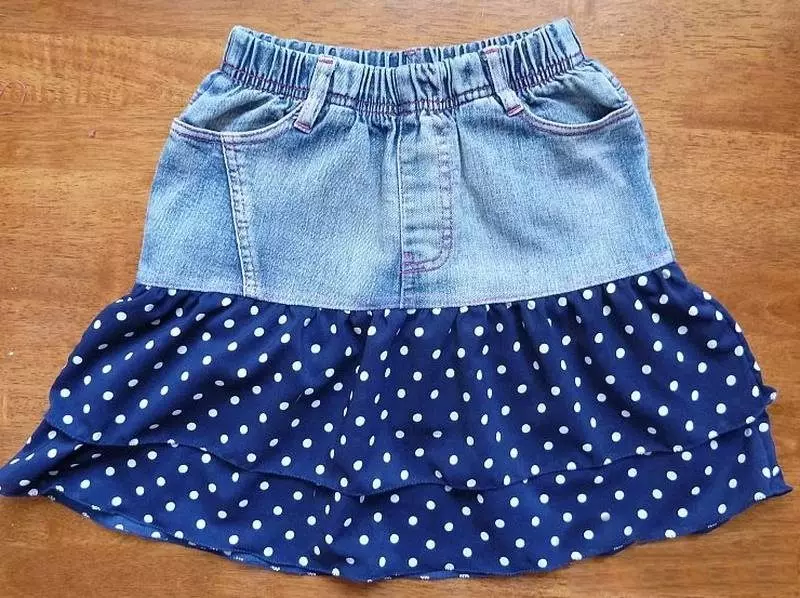 Cum de a coase o fustă de denim pentru fata cu mâinile lor, modele, din blugi vechi, cu ce să poarte 1301_27