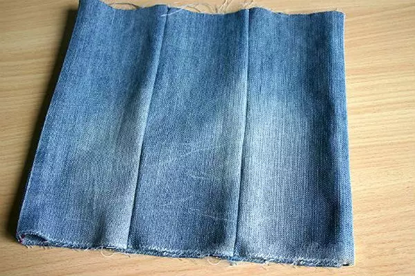 Cum de a coase o fustă de denim pentru fata cu mâinile lor, modele, din blugi vechi, cu ce să poarte 1301_41