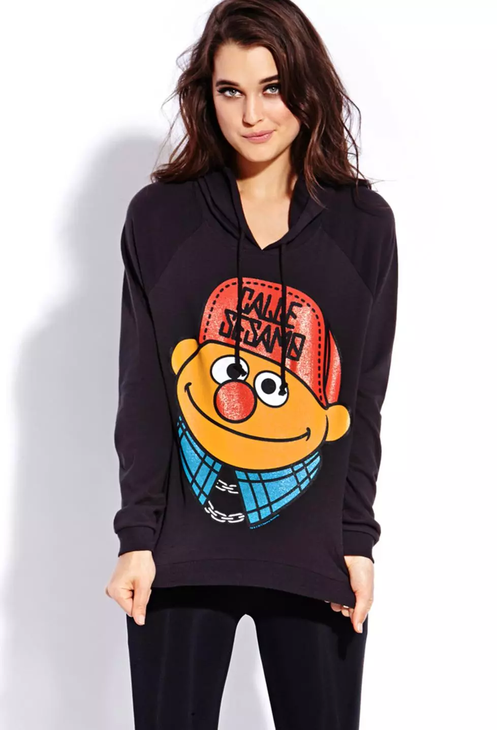 Hoody (160 foto): Hoodies sweater wanita, dari adidas, nike, navi, hoody dress, snowboard, dengan bulu, dengan logo, hoodie, dari reebok 1310_41