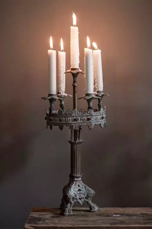 Kandelabra (85 صور): شمعدان كبير لعدة الشموع، وتفعل ذلك بنفسك. جدار وخارجية، LED، البرونز، الفضة ونماذج أخرى 13154_39