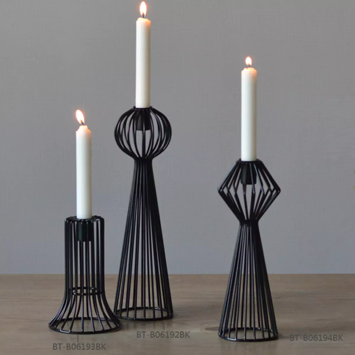 شمعدان فلزی: شمعدان سیاه و سفید فلزی و طلا، یک شمع و 5 شمع، به شکل گوزن و دیگر شمعدان های تزئینی آهن 13157_10