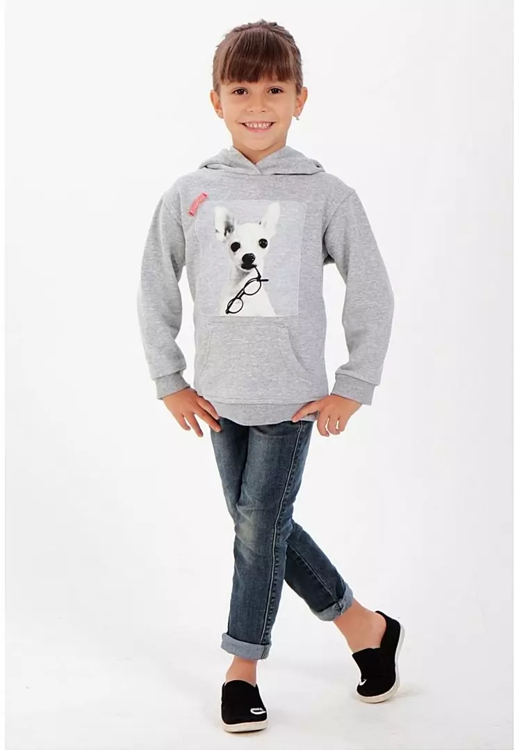 Sweatshirt foar it famke (80 foto's): adolesinte modellen foar famkes 10-12 en 13-14 jier âld, sweatshirt Faberlik, nekst, op bont, bliksem 1326_44