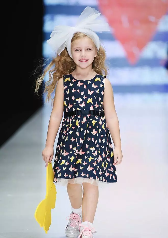 Snickers for Girls (60 photos): Modèles de chaussures pour filles de 10-12 ans, options à la mode hiver pour les adolescents 13270_26