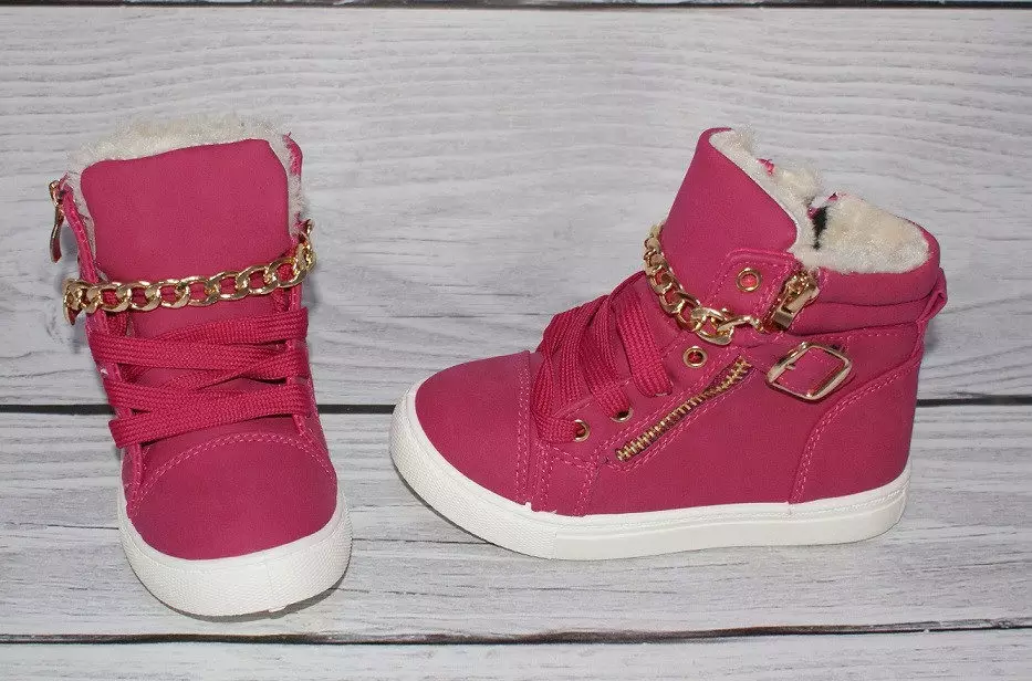 Snickers for Girls (60 photos): Modèles de chaussures pour filles de 10-12 ans, options à la mode hiver pour les adolescents 13270_31