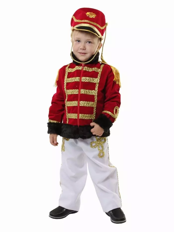 Costumi per bambini di Carnevale (88 foto): sotto forma di un ragno uomo, pirata, riccio e gallo, gatti 13289_87