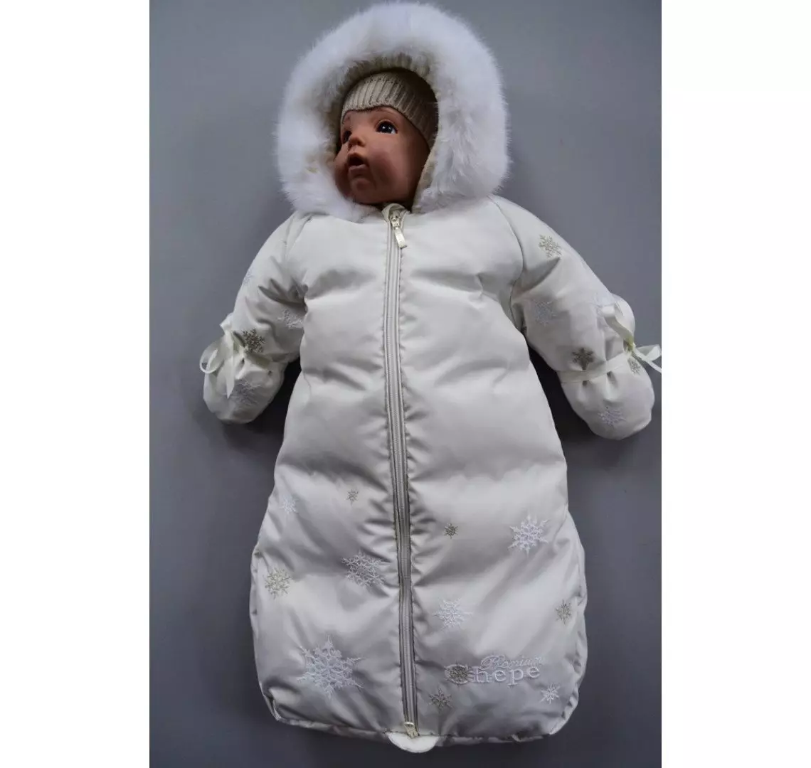 Sobre de invierno para los recién nacidos (53 fotos): Transformador de sobres, que es mejor tomar un extracto en invierno, modelo en oveja 13296_38