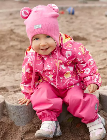 Finsk vinteralleder for børn (93 billeder): Vinterfluff Jumpsuit til piger, modeller fra Kerry, Reim, Hupe og Lassie 13297_14