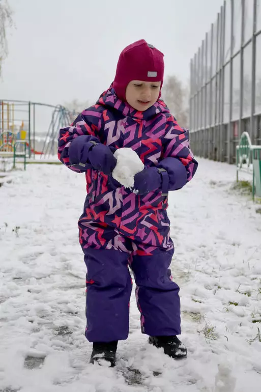 Finse winter oorpakke vir kinders (93 foto's): winter pluis jumpsuit vir meisies, modelle van Kerry, REIM, Hupe en Lassie 13297_20