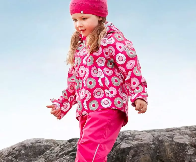 Finsk vinteralleder for børn (93 billeder): Vinterfluff Jumpsuit til piger, modeller fra Kerry, Reim, Hupe og Lassie 13297_26